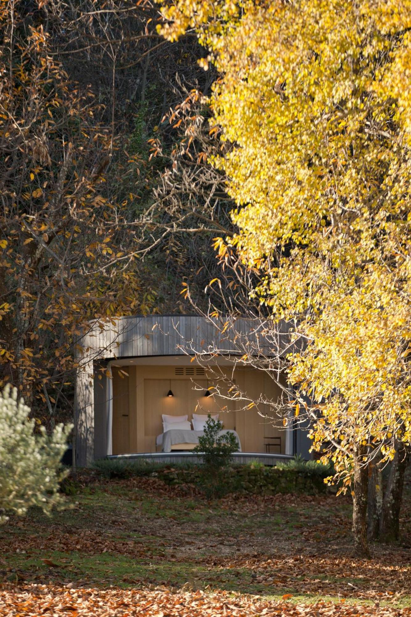 Le Jas De Joucas Hotel-Restaurant Bagian luar foto