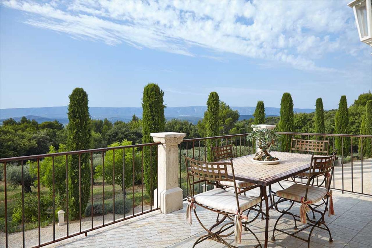Le Jas De Joucas Hotel-Restaurant Bagian luar foto